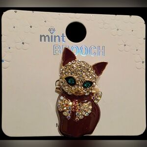Burgundy Cat Brooch